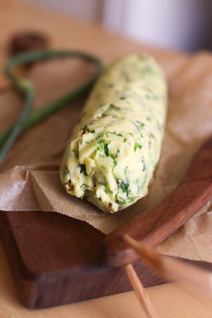 garlic-scape-butter-14 A roll of compound butter ready to be cut into coins